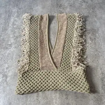 leinwande fringe tops