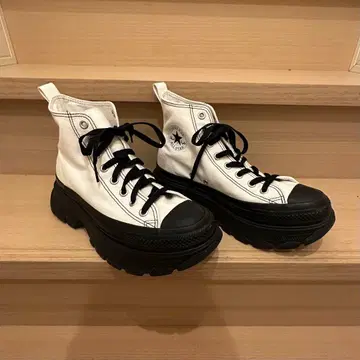 [ 26cm ] 컨버스 하이컷 스니커즈 화이트/블랙 통굽