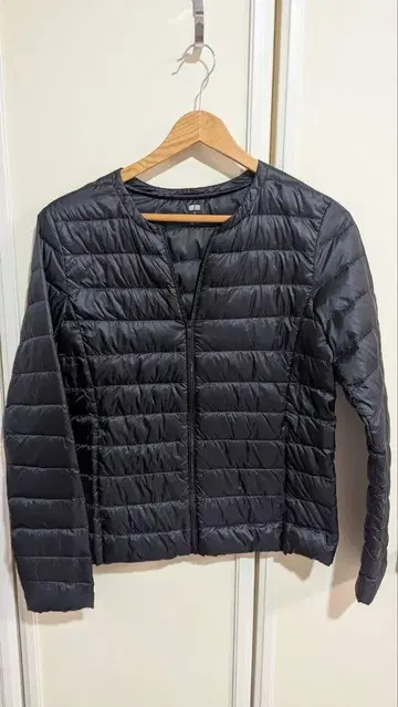 UNIQLO M 사이즈 다운 자켓