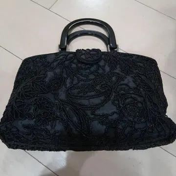 미사용 새상품. 관혼상제에도. 비즈 블랙 백
