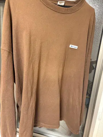 챔피온 브라운 긴팔 티셔츠 챔피온 롱티 브라운