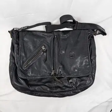 [ 대용량 ] 천연 가죽 숄더백 블랙 빈티지 플랩백