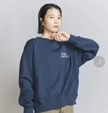 [ 새상품급 ] 뷰티앤유스 유나이티드 애로우즈 쭈리 로고 맨투맨