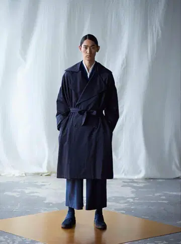 사스콰치패브릭스 네이비 빅 트렌치코트 16aw