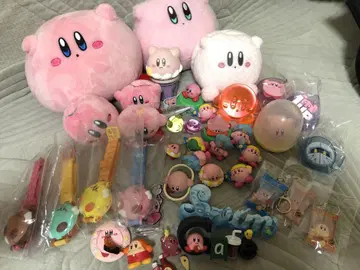 커비 봉제 인형과 굿즈 세트
