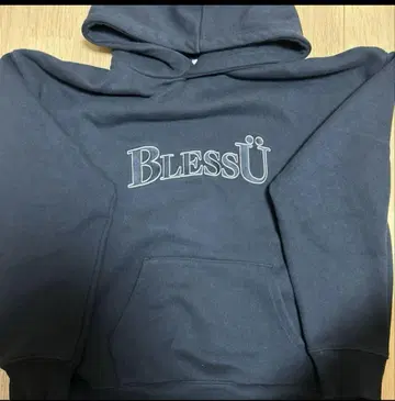 BlessU 블랙 후드티 L 사이즈