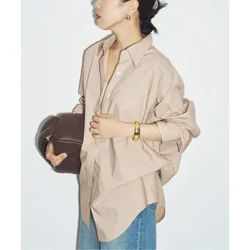 택 포함 새상품 플라주 arrange 셔츠 베이지
