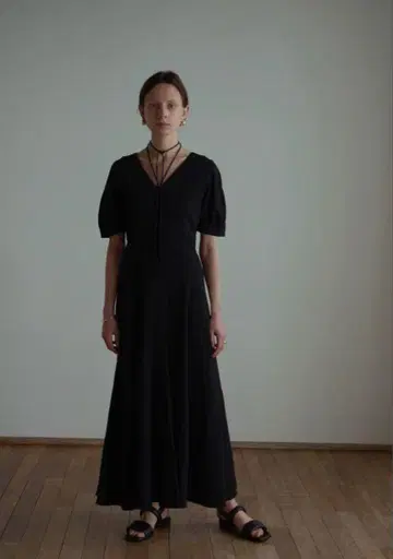 CLANE LADY SHAPE LINE 원피스