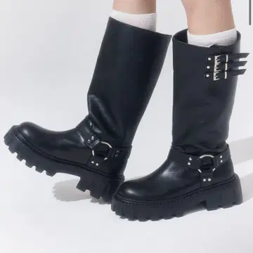 새상품 에이미 이스트 월 바이커 벨트 부츠 M 블랙