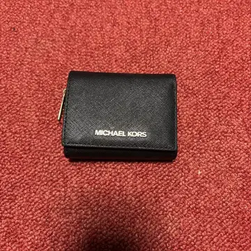 MICHAEL KORS 블랙 접이식 지갑