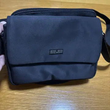 나일론 블랙 숄더백
