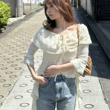 레이 카즌 RAY CASSIN 5분 튤 프린트 오프숄더 블라우스