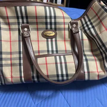 체크 무늬 보스턴 백