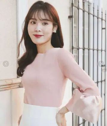 새상품급 셀포드 벨 슬리브 리브 니트 풀오버 36 핑크