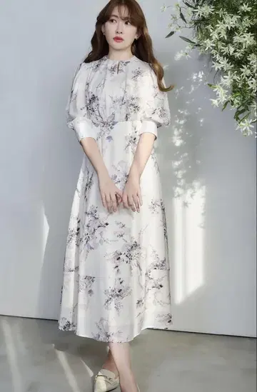 Herlipto French Bouquet Puff Sleeve Dres