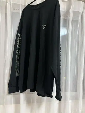 F.L.E 블랙 긴팔T셔츠 L