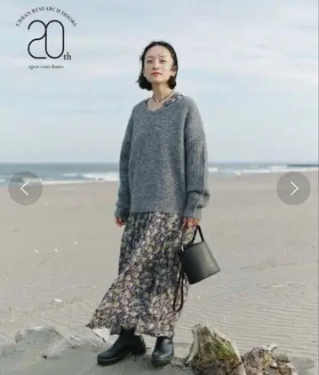 도어즈 타카야마 미야코 x DOORS 컬러 플라워 프린트 원피스 긴팔