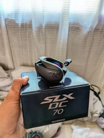 SHIMANO SLX DC 70 베이트 낚시릴