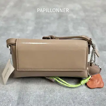 [ 미사용 새상품 ] PAPILLONNER 참 에나멜 숄더백
