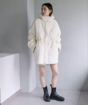 mystic 화이트 퀼팅 자켓