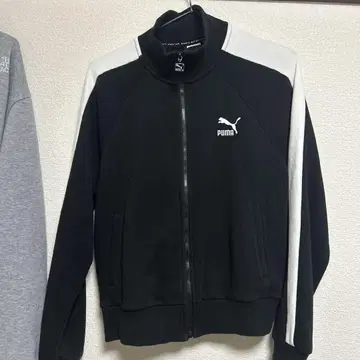 PUMA T7