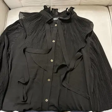ZARA 보타이 블라우스 스탠드 카라 시어 프릴 리본