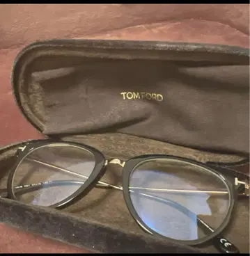 TOMFORD 여성용 안경 TF5640