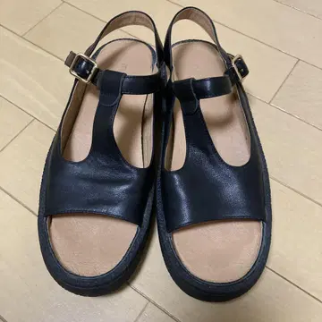MOHI T 스트랩 샌들 블랙 사이즈 38