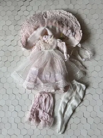 브라이스 아웃핏 해외 작가님