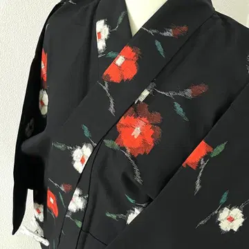 기모노 4 울 기모노 레트로 블랙 동백꽃