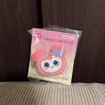 TWICE LOVERYS 봉제 인형 헤어핀 모모 GiGO 한정판