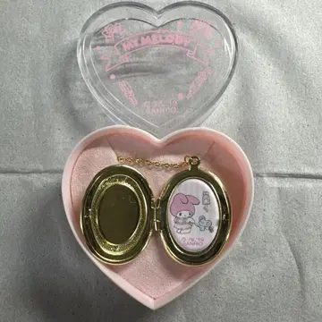 산리오 마이멜로디 로켓 펜던트