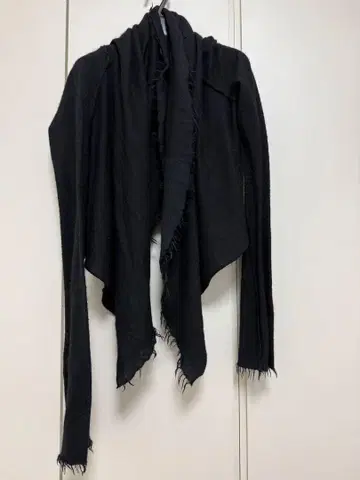프린지 장식 블랙 가디건