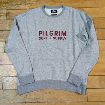 Pilgrim surf 맨투맨 beams