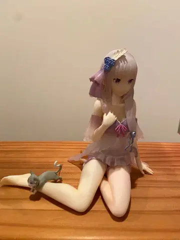 Re: 제로부터 시작하는 이세계 생활 마드라미노 티 파티 B상 에밀리아