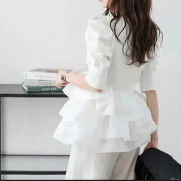 AMELY 완판 프릴 상의