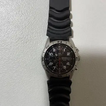 SEIKO 크로노그래프 아날로그 시계 100m 방수