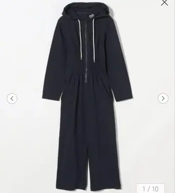 이번 시즌 홀리데이 완판 점프수트 네이비