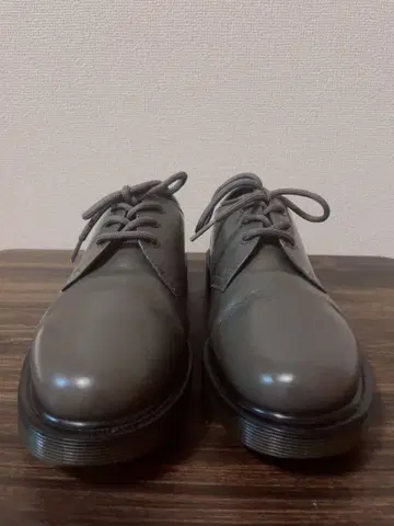 닥터 마틴 3홀 슈즈 그레이 UK4