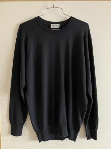 JOHN SMEDLEY 존스메들리 24 게이지 크루넥 스웨터