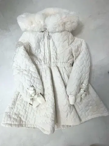 ROJITA 하트 퀼팅 코트 화이트