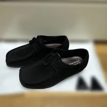CLARKS ORIGINALS 왈라비