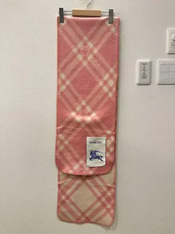 핑크 체크 무늬 울 혼방 머플러
