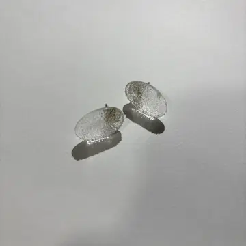 하리오 hario 캐치 없는 투명 타원형 스터드 귀걸이