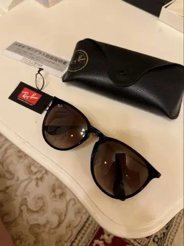 레이밴 rayban ERIKA 새상품급