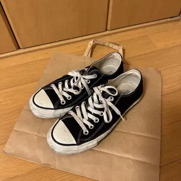 CONVERSE ALL STAR 블랙 스니커즈