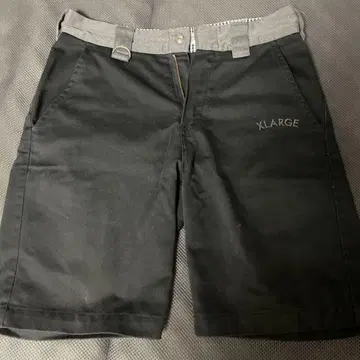 XLARGE 블랙 숏팬츠