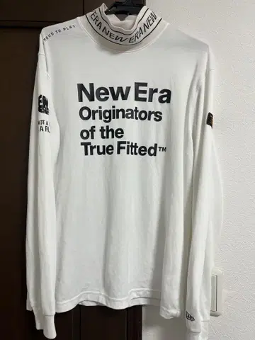 New Era 골프 모크넥 롱 슬리브