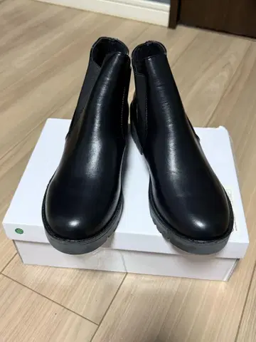 블랙 첼시 부츠 합성 피혁 5cm 힐
