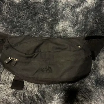 THE NORTH FACE 블랙 숄더백